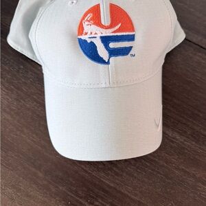 Nike Black and White Heritage Cap